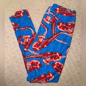 LulaRoe Blue and Red Saxophone Print Leggings, TC, EUC, RARE PRINT